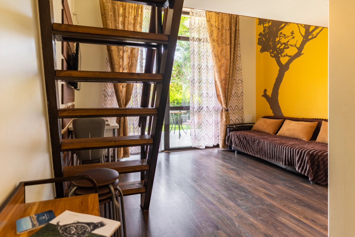 Апартаменты Триумфальная 10