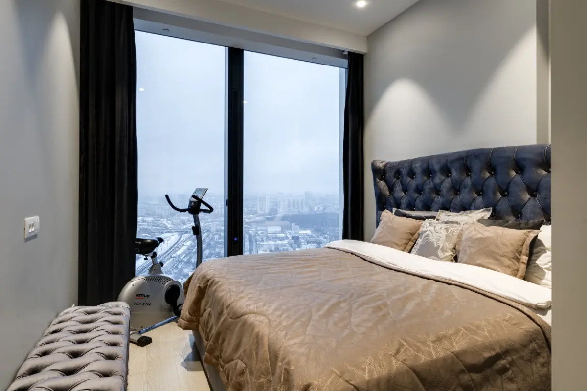 Топовая трешка с видом на город и изолированными спальнями