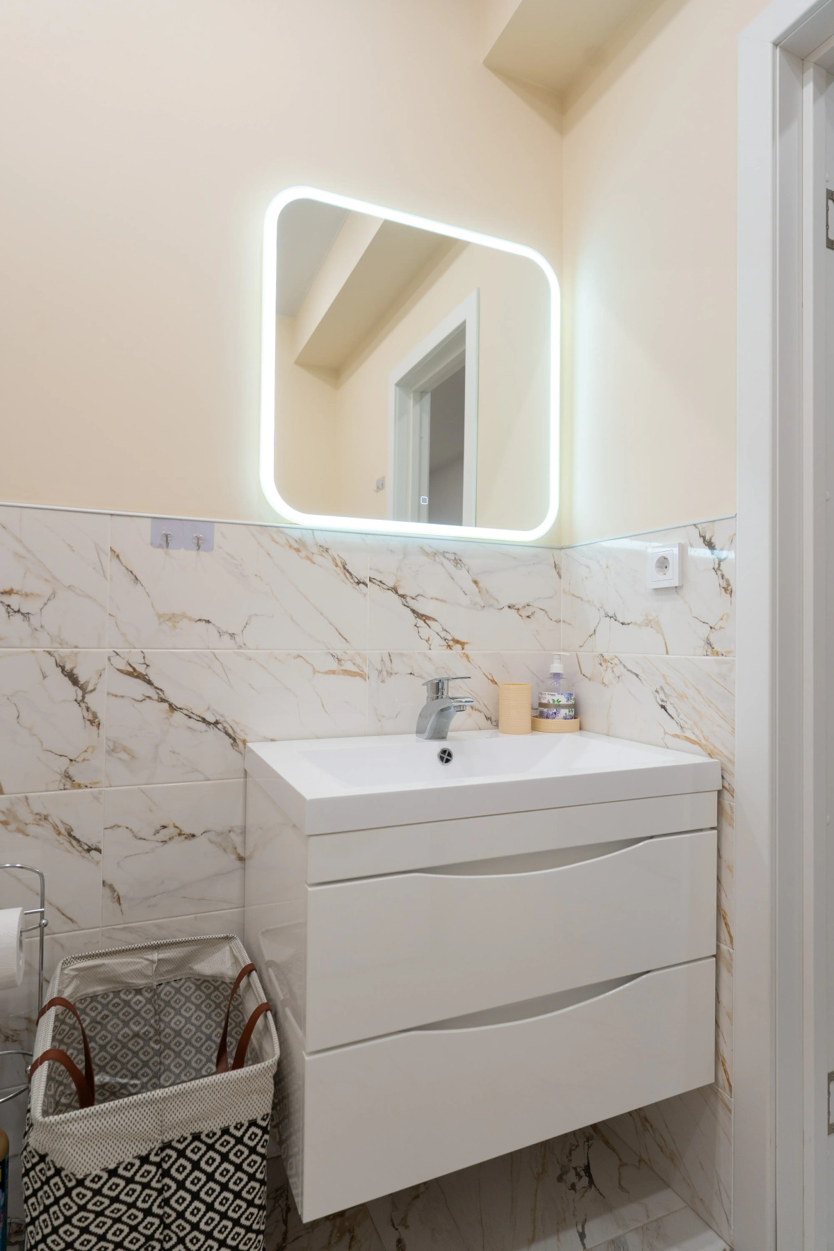 Апартаменты светлые и стильные от LetoApart