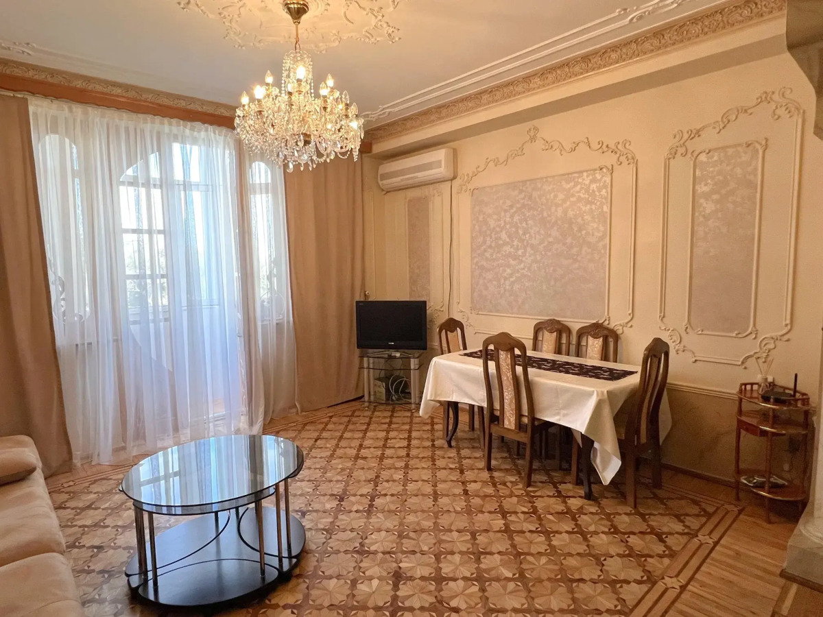 Апартаменты около Девичьей башни, Старый город/Баку