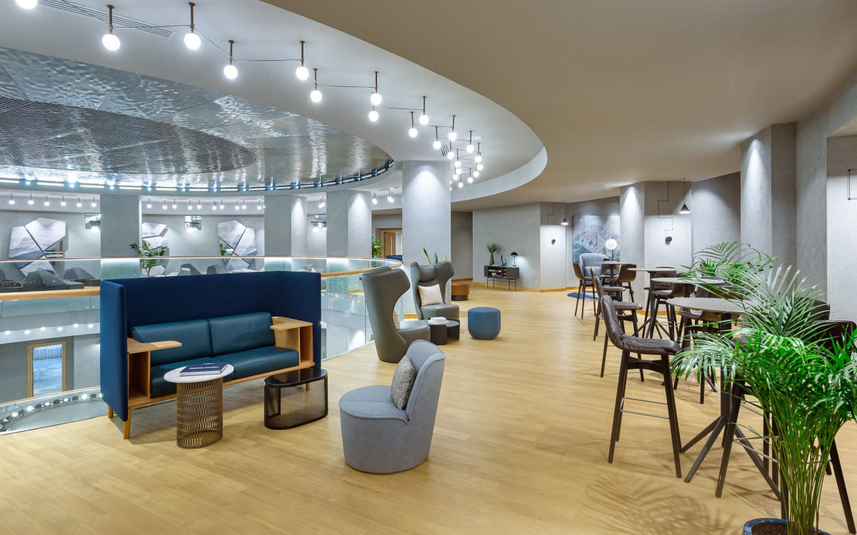 Отель Courtyard by Marriott Baku