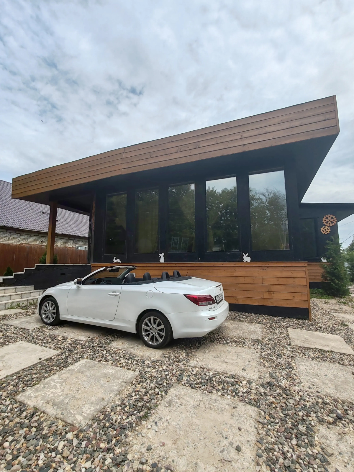 Гостевой Дом Семейные Апартаменты Белый Кролик