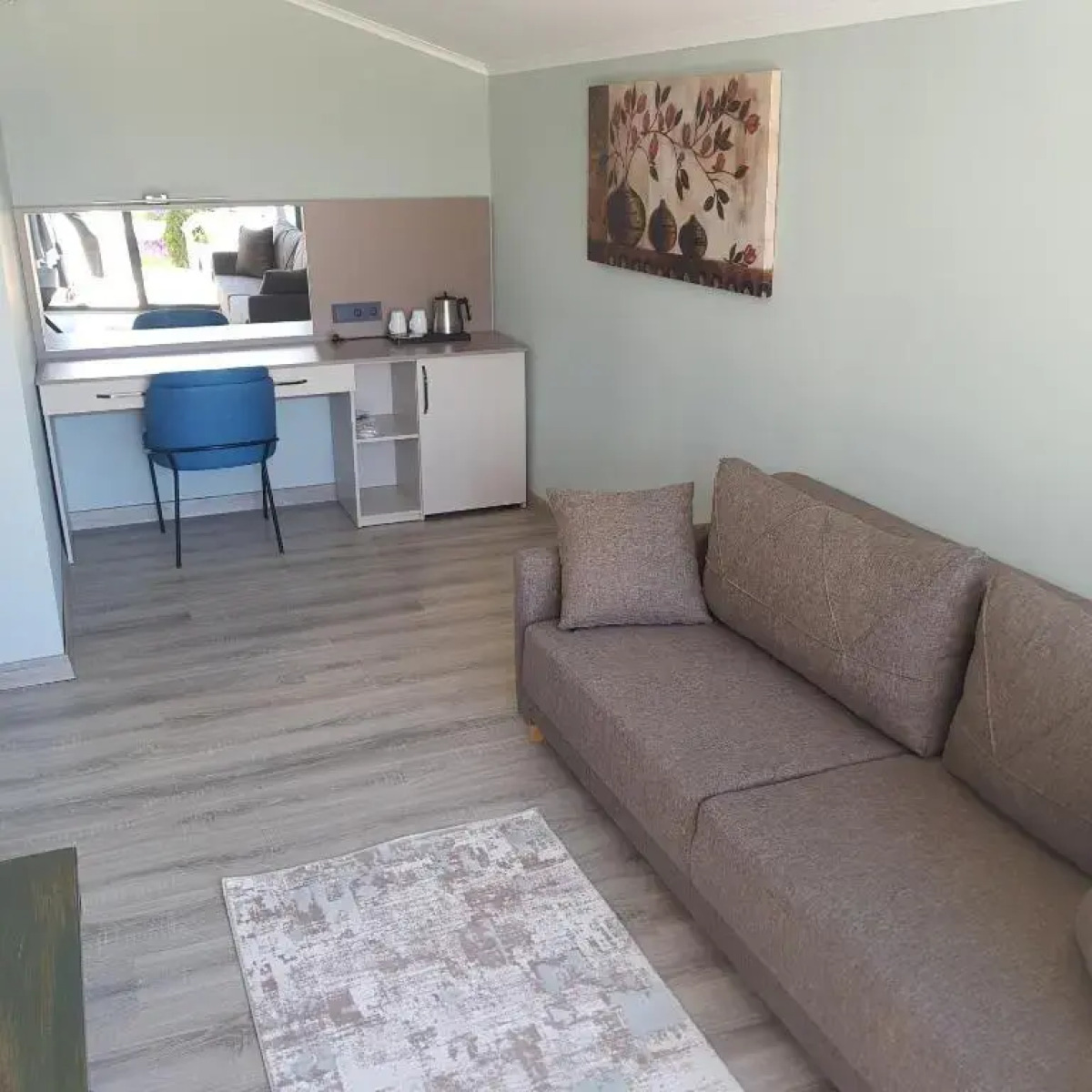 Отель Чёрный Слон