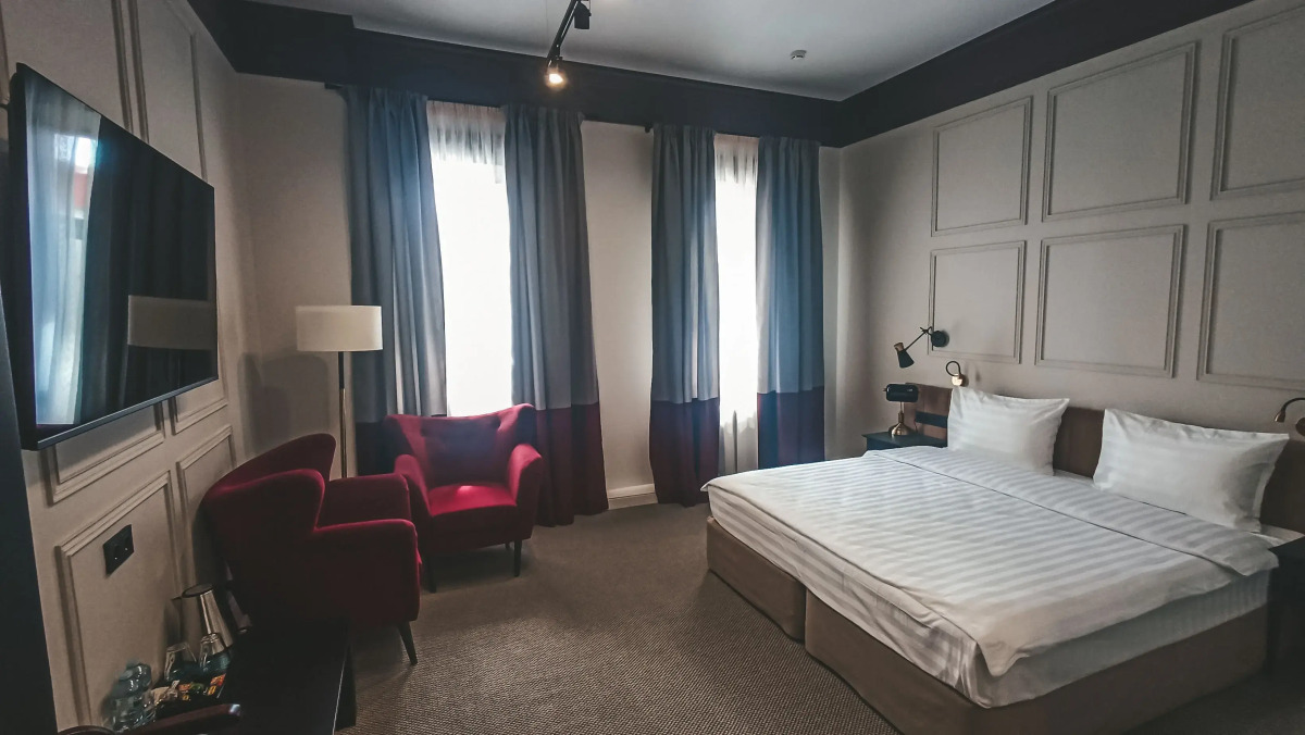 Отель Gizzat Plaza