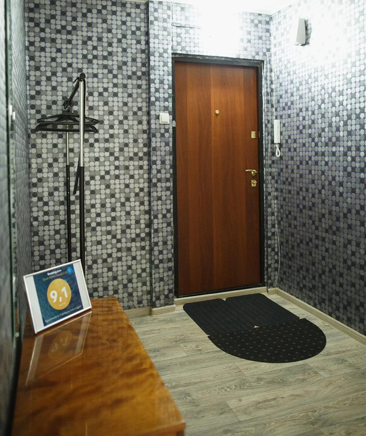 Апартаменты Юбилейный-10 для командировочных с 4 раздельными спальными местами