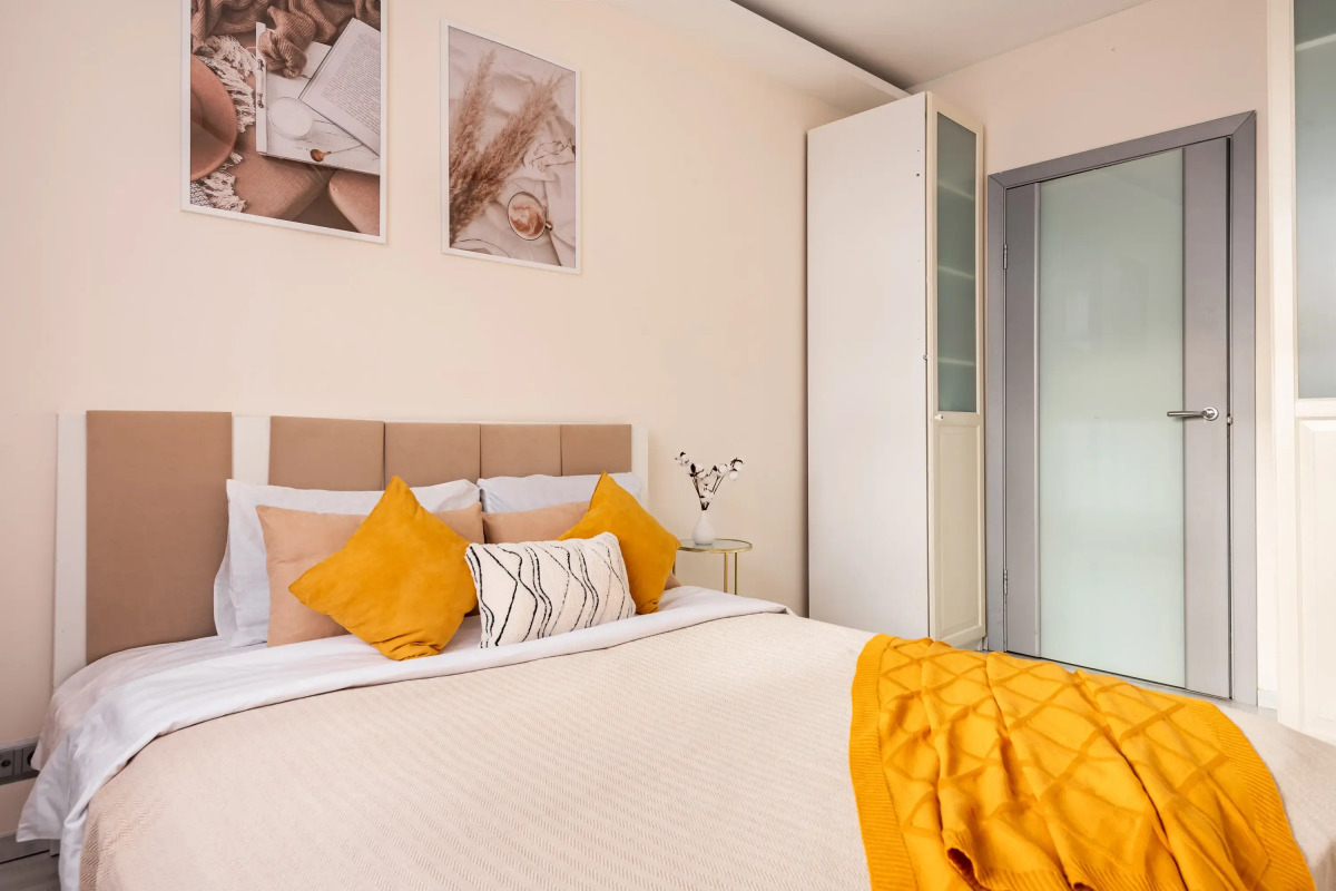 Квартира Двухкомнатная Natali apart у метро Академика Янгеля