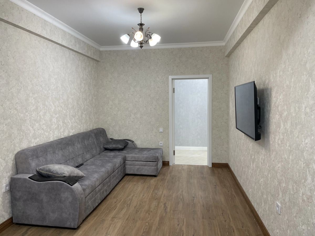 Квартира у набережной