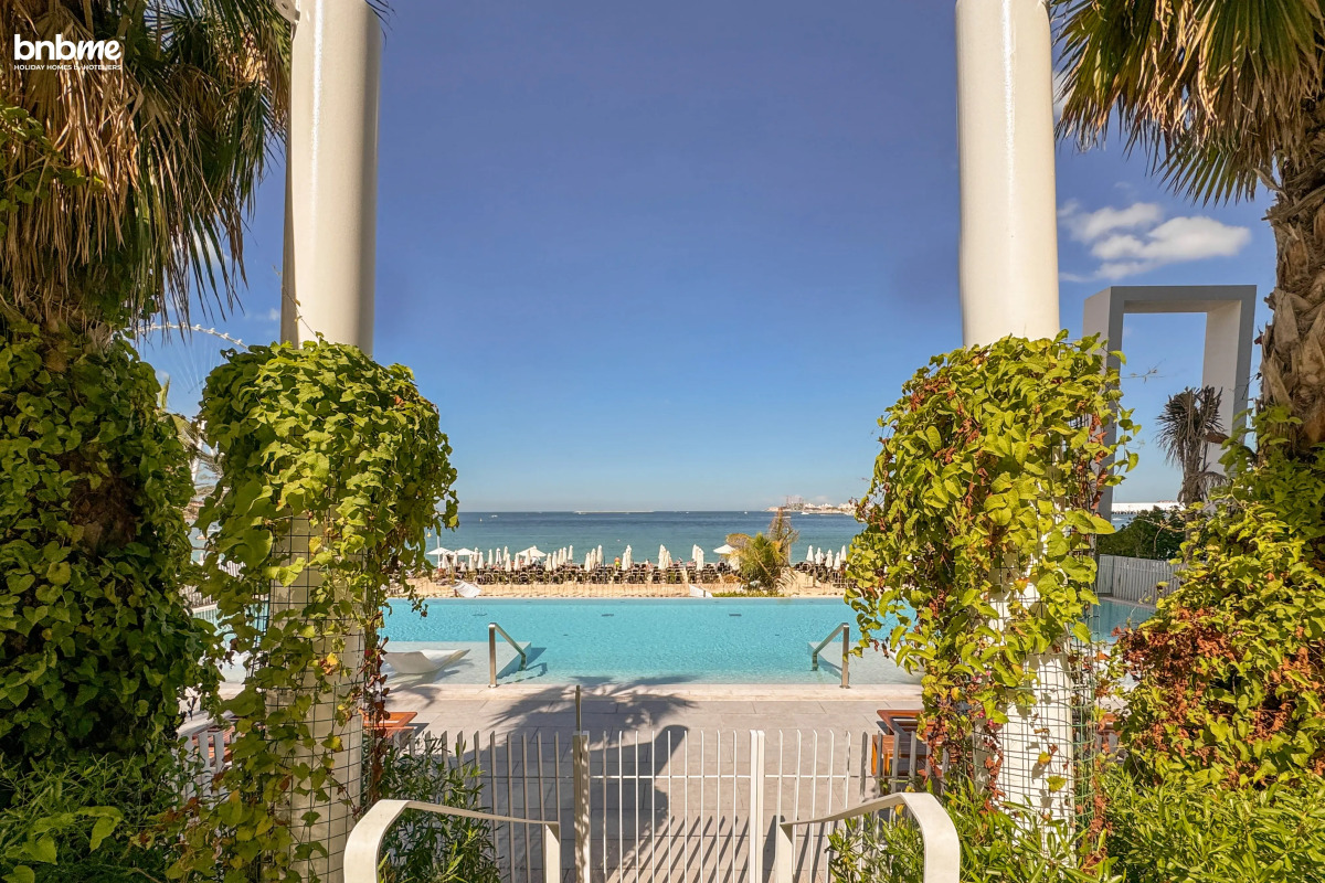 Апартаменты Bnbmehomes Marina Gem 5 min walk to Flying Cup - 2503