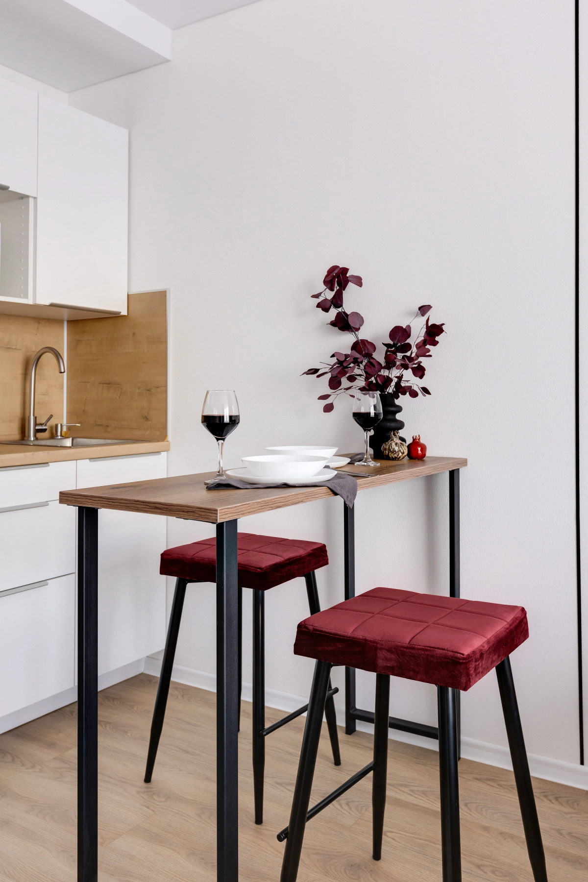 Апартаменты RED на Михайлова 30А к 2