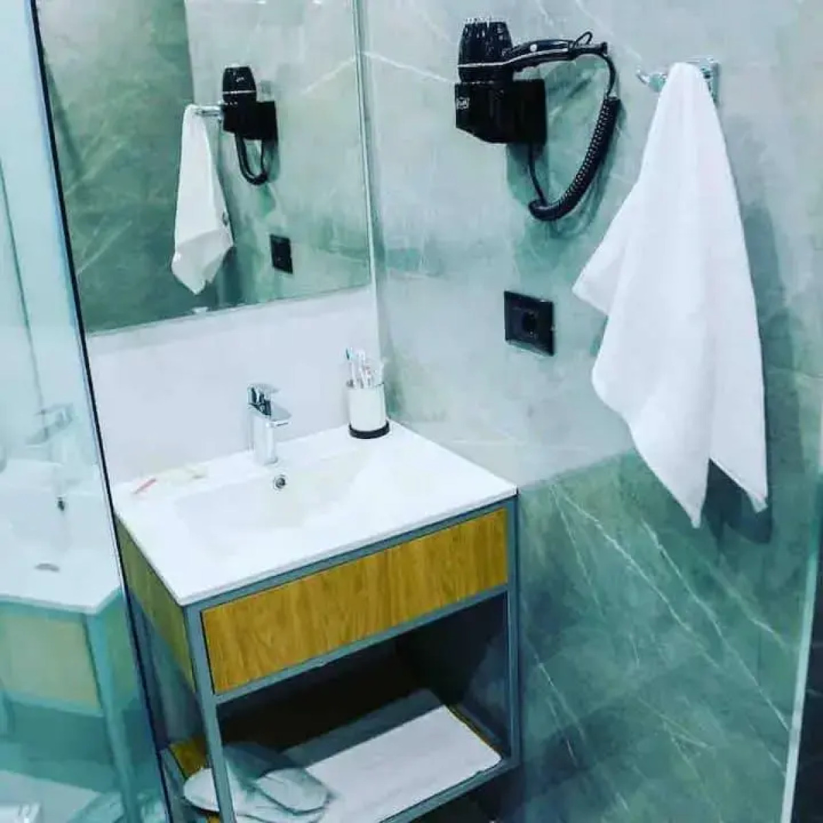 Апарт-отель Nine Rooms