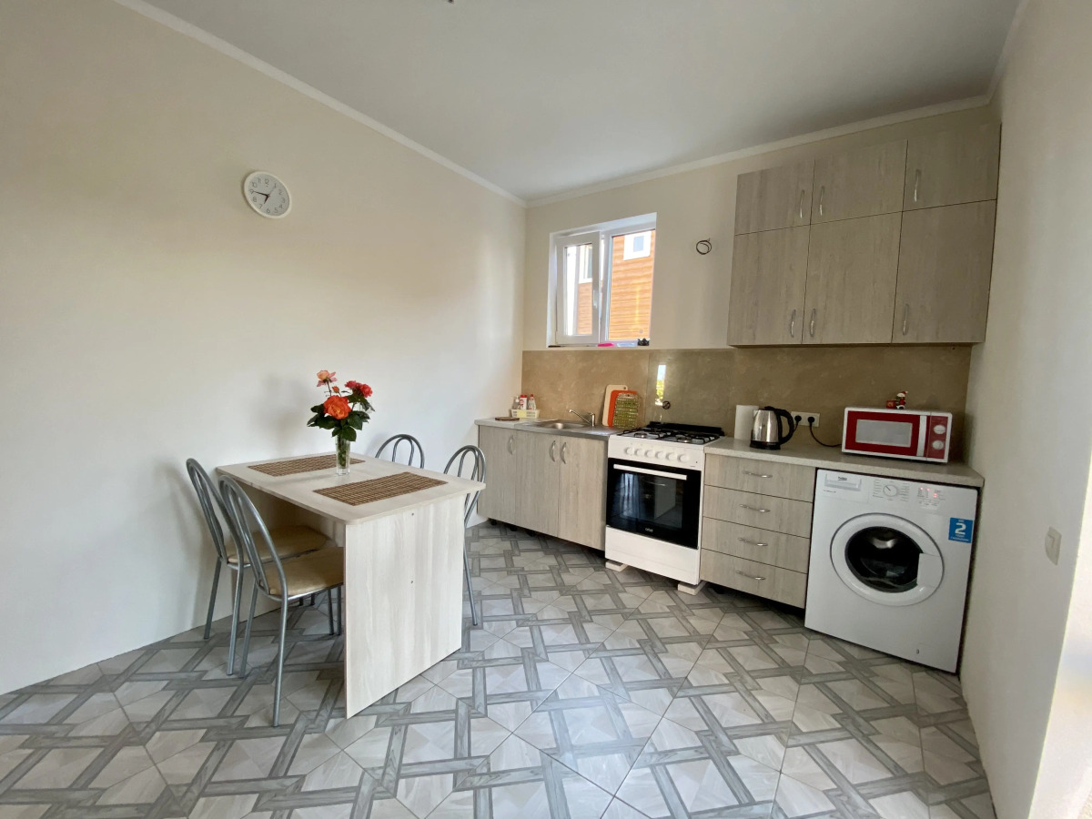 Гостевой дом 38 Попугаев