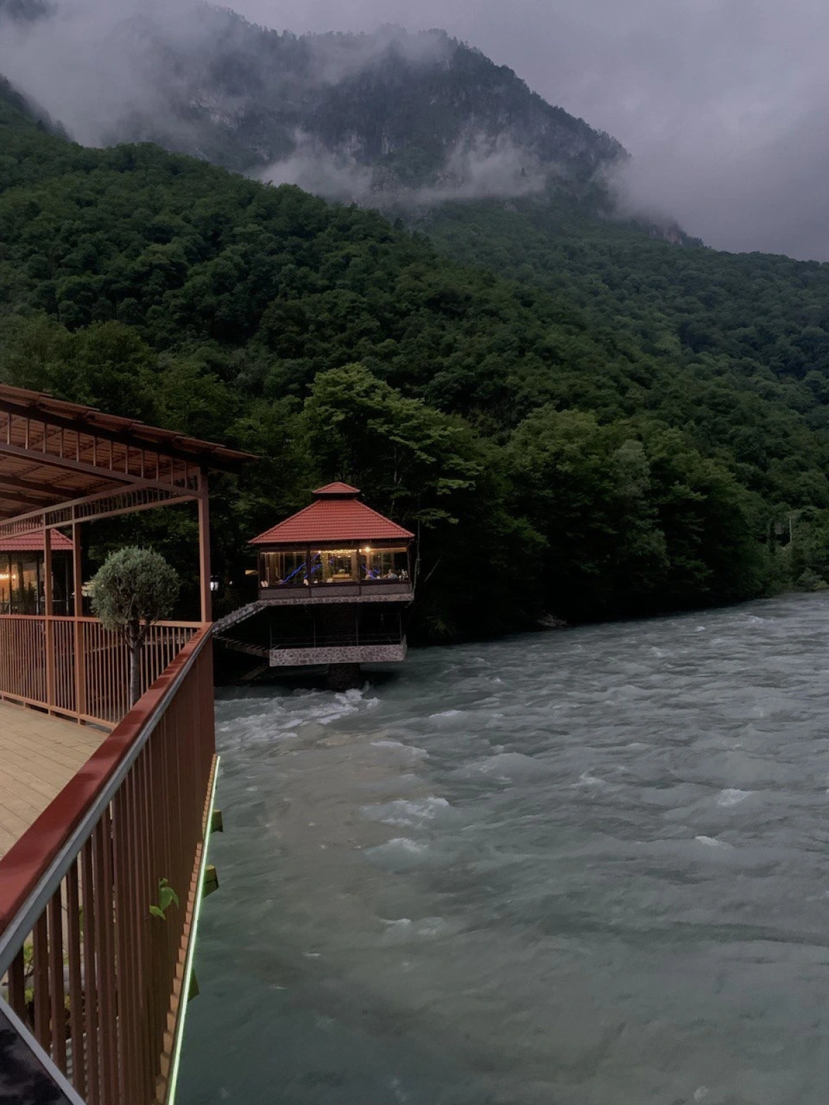 Отель Chalet Bridge Eko