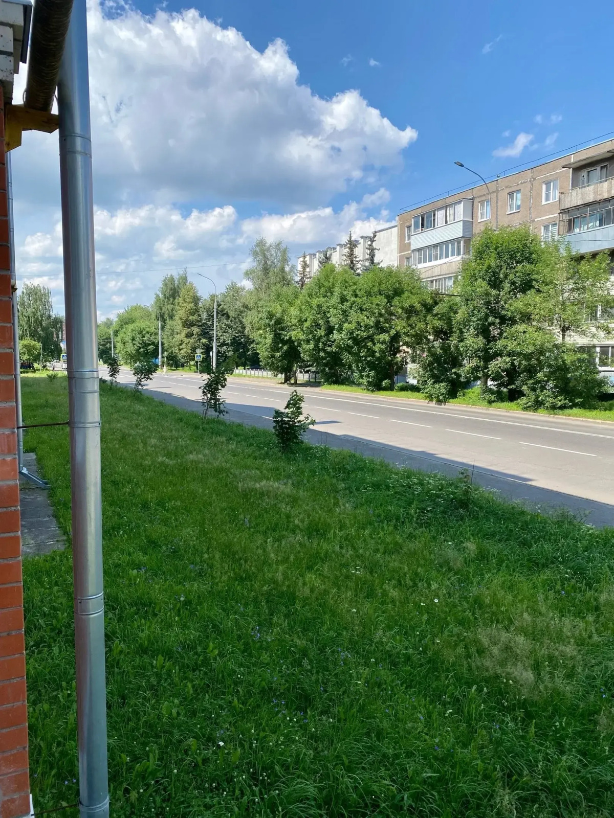 Апартаменты 2-комнатные с закрытой территорией на Захарова 26