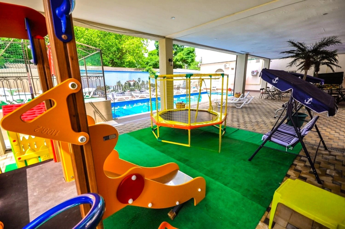 Отель Атриум