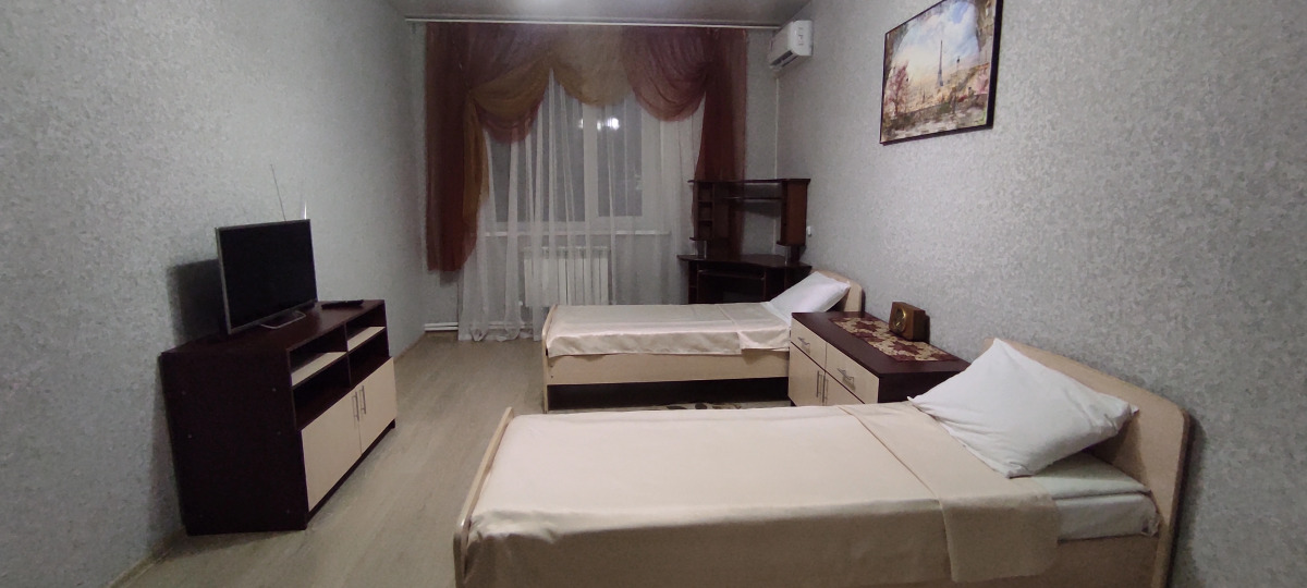 Отель Октябрьский