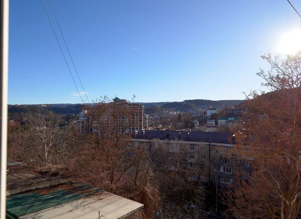 Квартира Трешка на Крутой