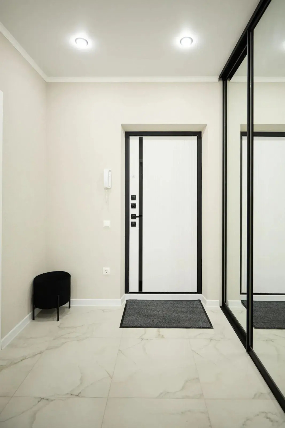 Квартира 1-комнатная видовая квартира в центре ЖК Рубин