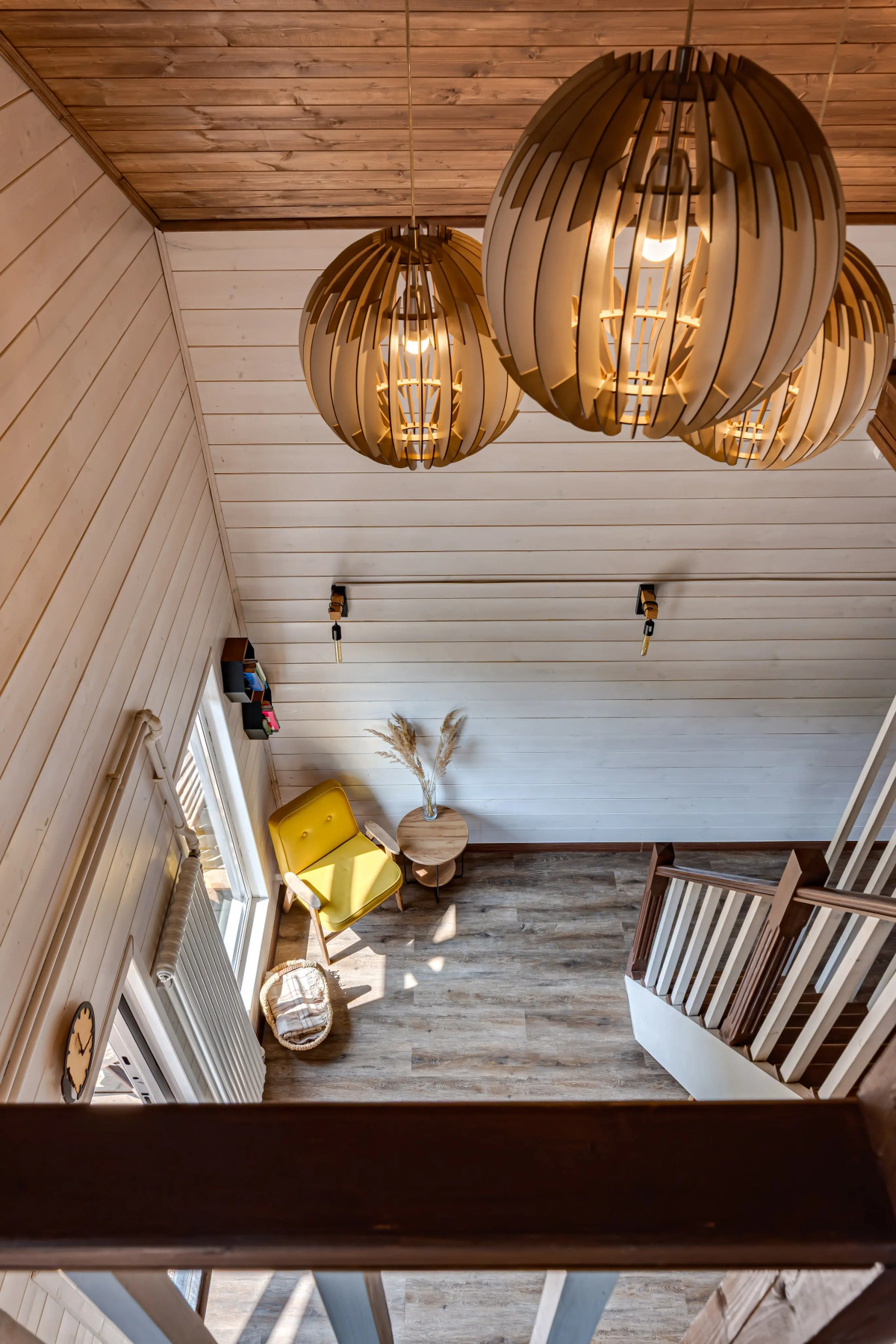 Частный дом с бaнeй на дpoвaх Harmony