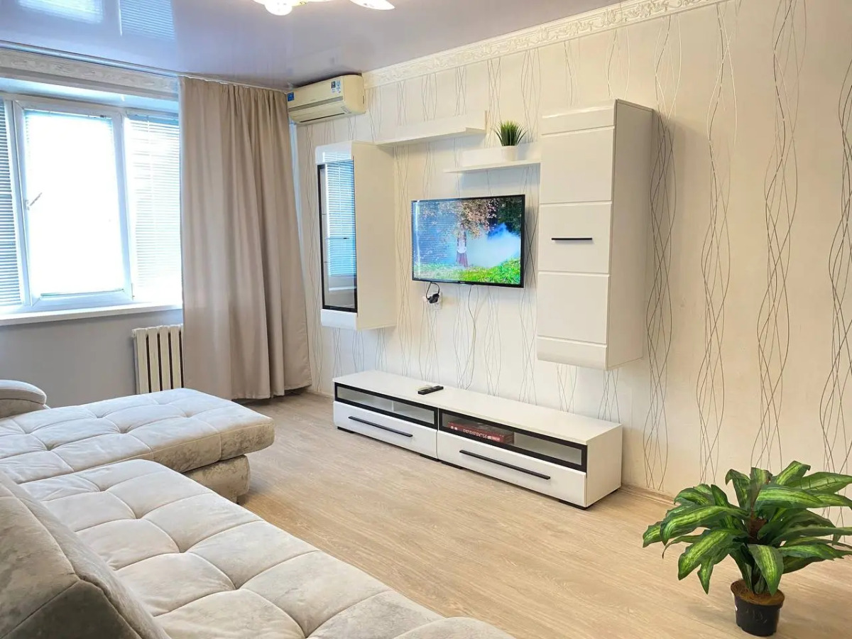 Квартира 2х Комнатная Просторная Светлая с Потрясающим Видом на Город