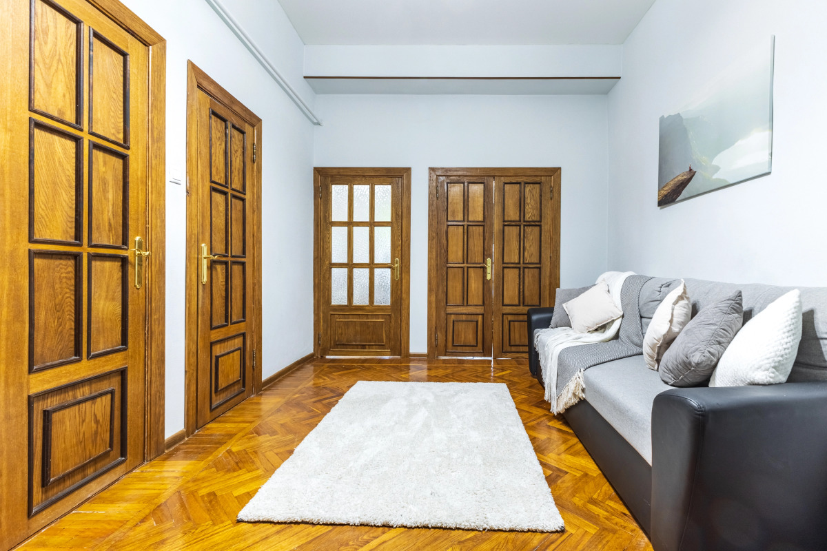 Апартаменты Comfort Home на 16 гостей на Карла Маркса 39