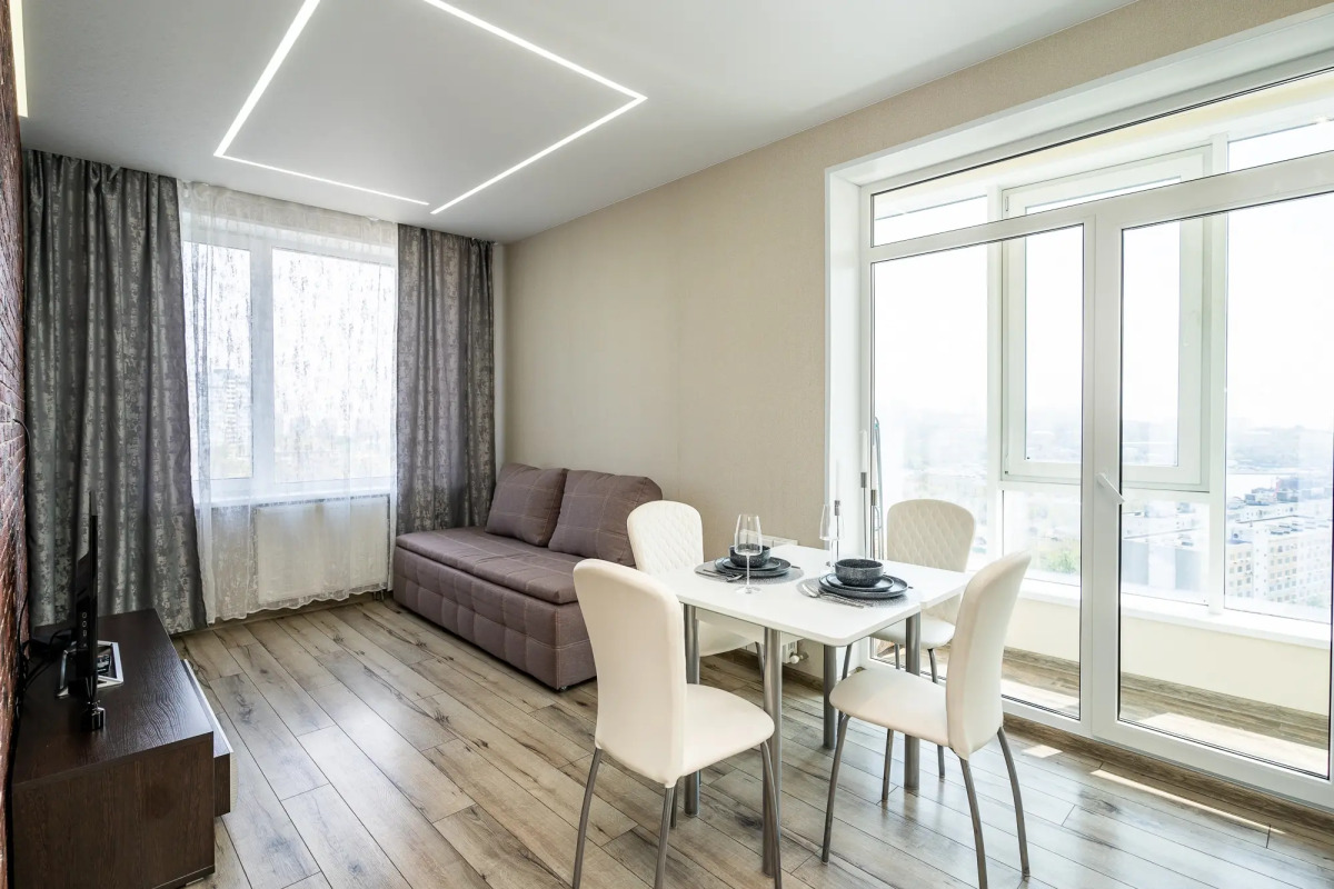 Апартаменты Мореон Просторные Рядом с Бухтой Золотой Рог