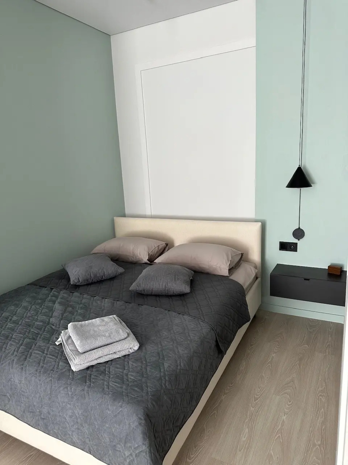 Квартира Стильная на Первой Линии Моря