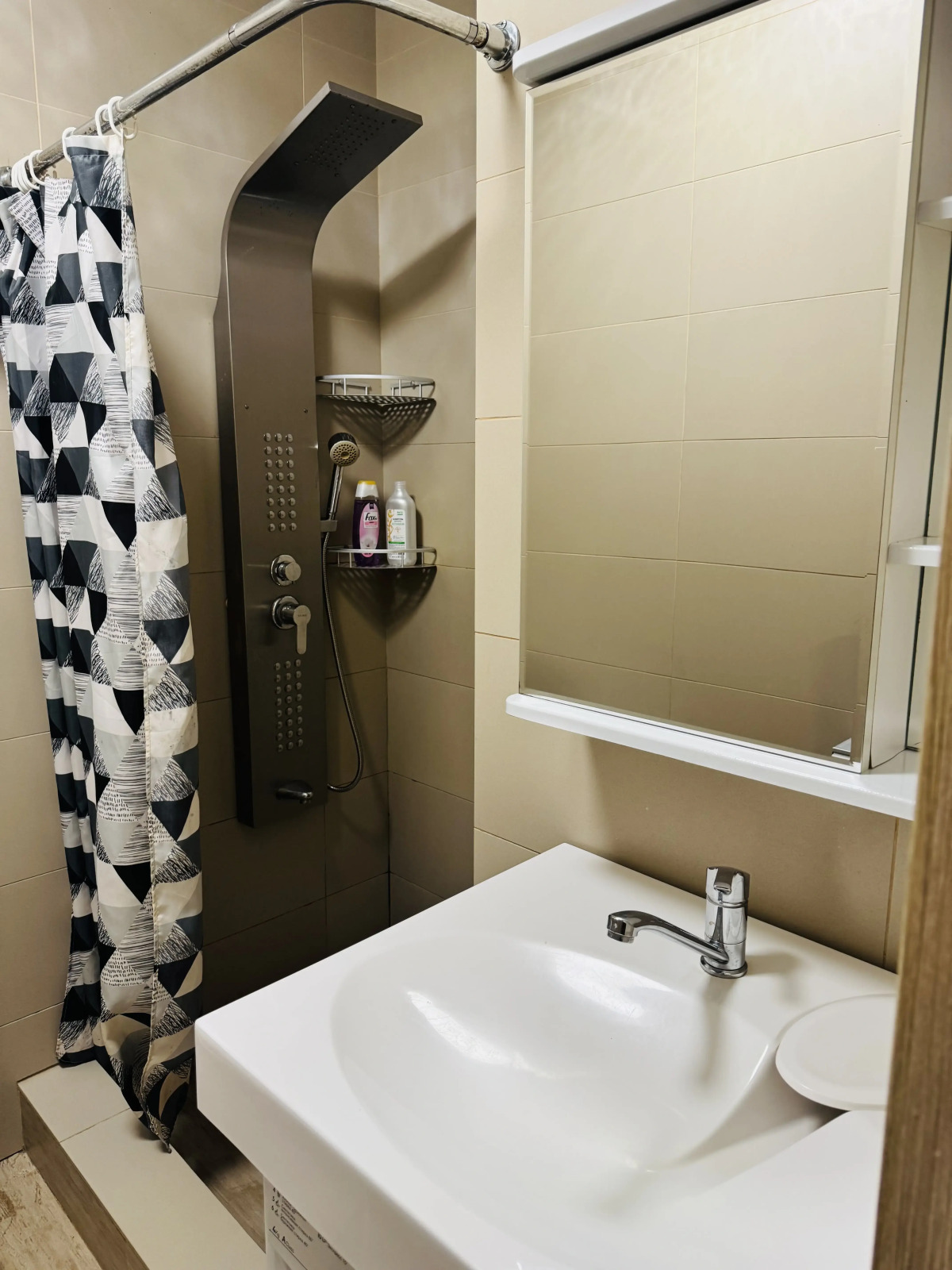 Апартаменты Red на Комарова 45