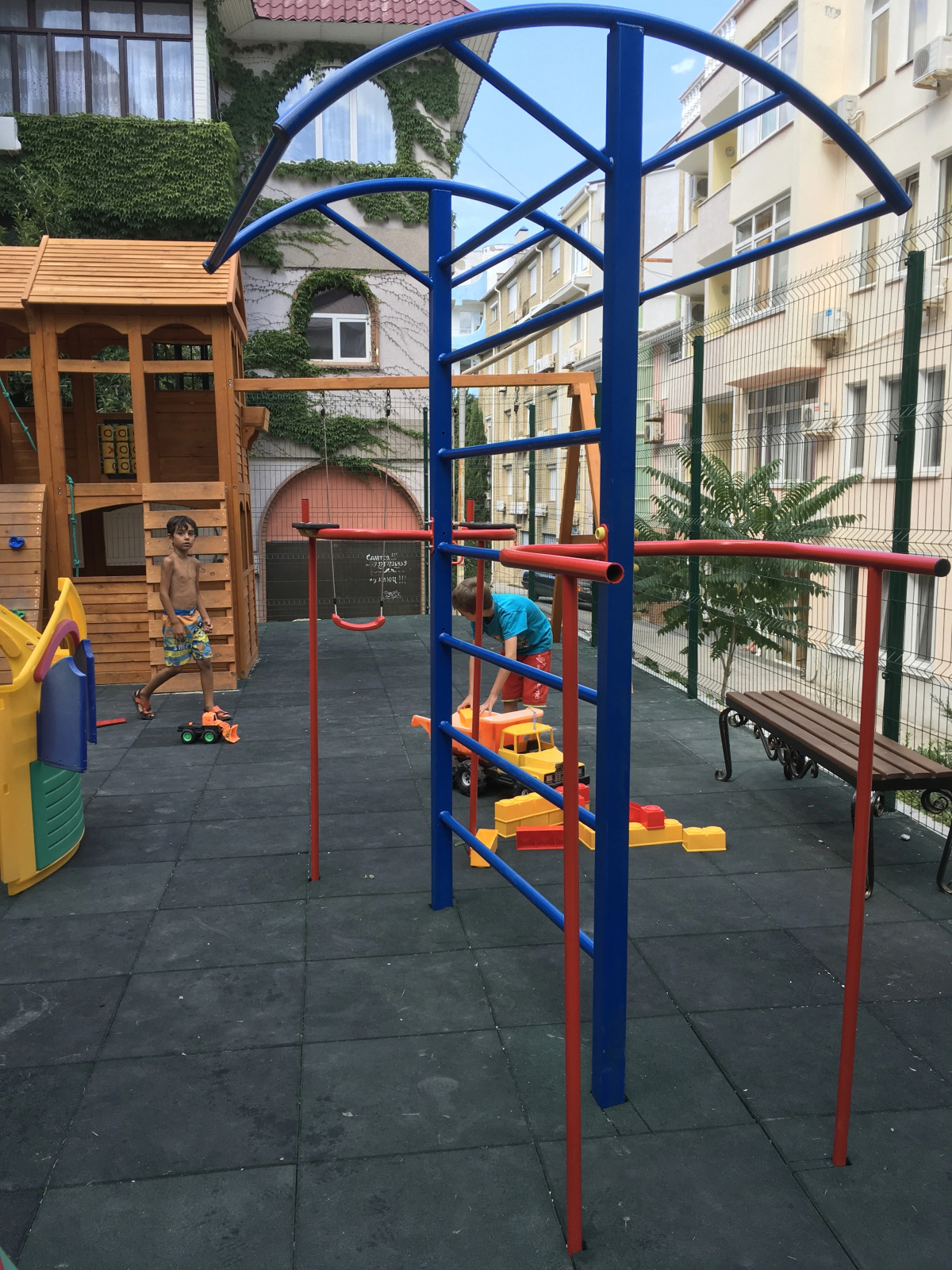 Меблированные комнаты 212