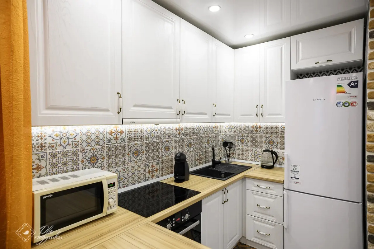 Апартаменты Однокомнатные на Дуки, 11 этаж, Мишки