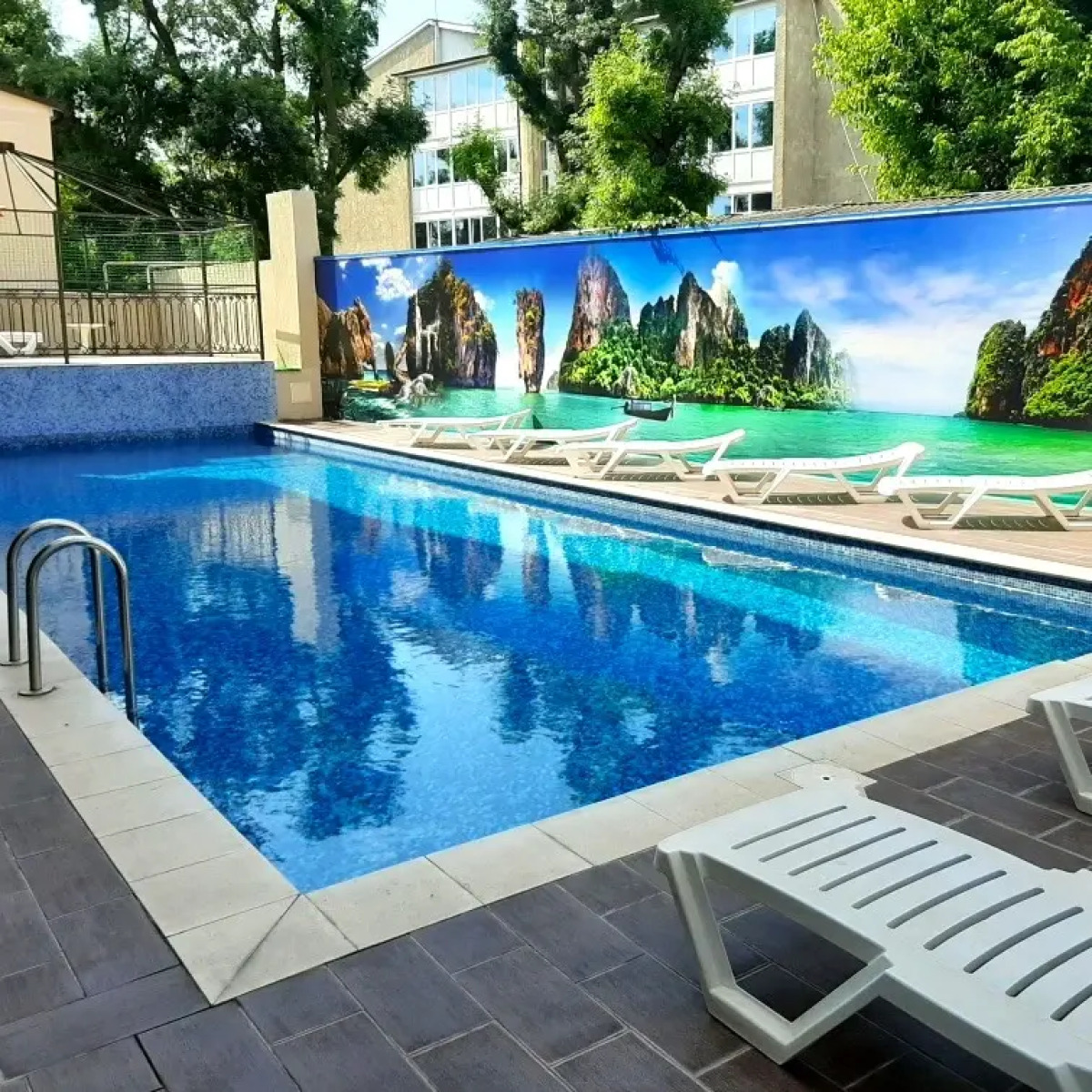 Отель Атриум