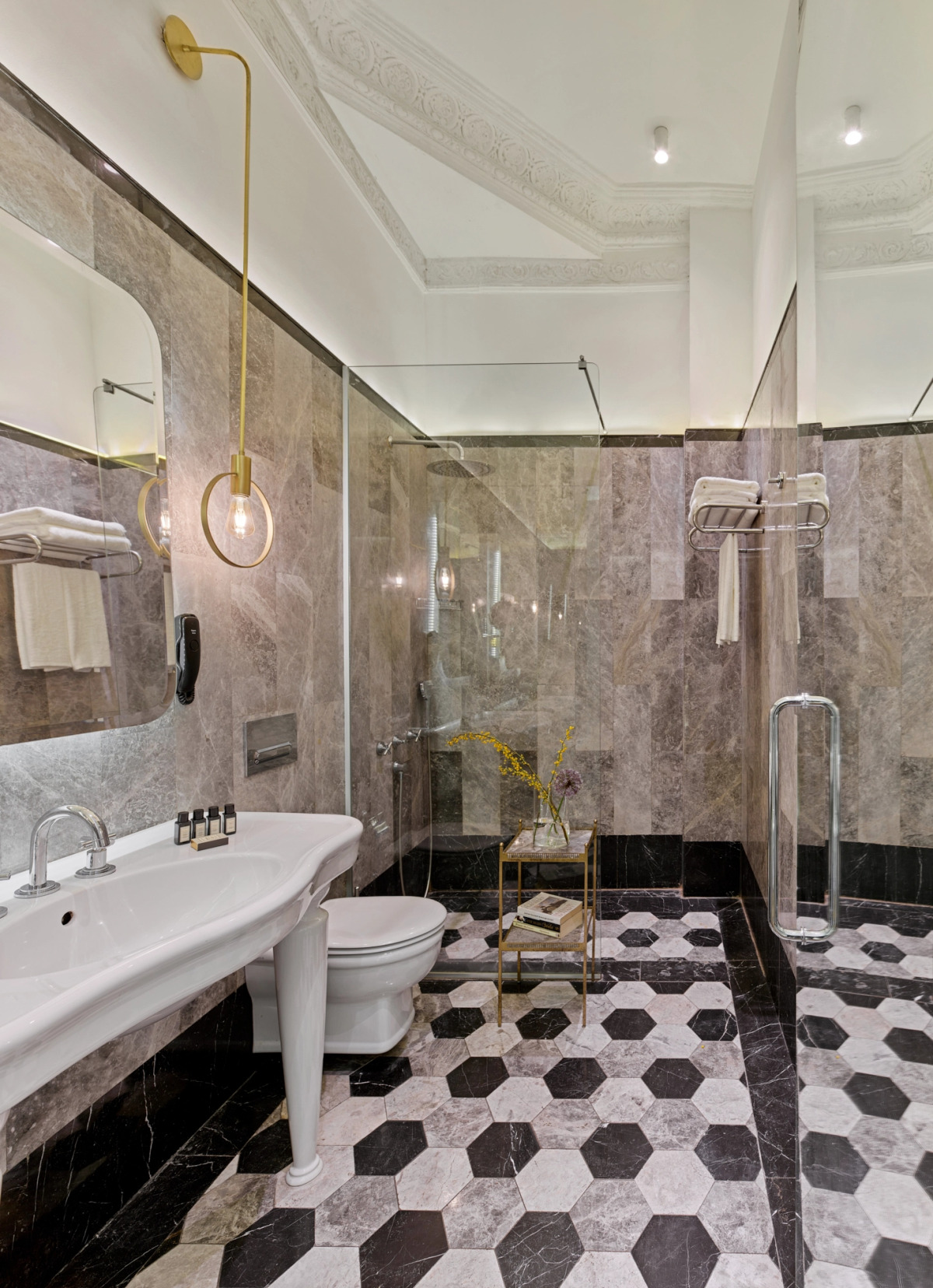 Отель Mr CAS Hotels