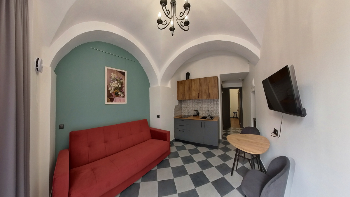 Отель Двенадцать