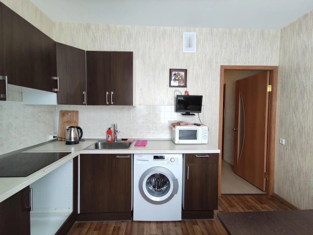 Апартаменты рядом с Аэропотом Покрышкина Спортивная 3