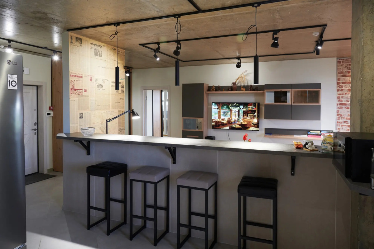 Квартира с Видом на Историческую Часть Костромы и Волгу