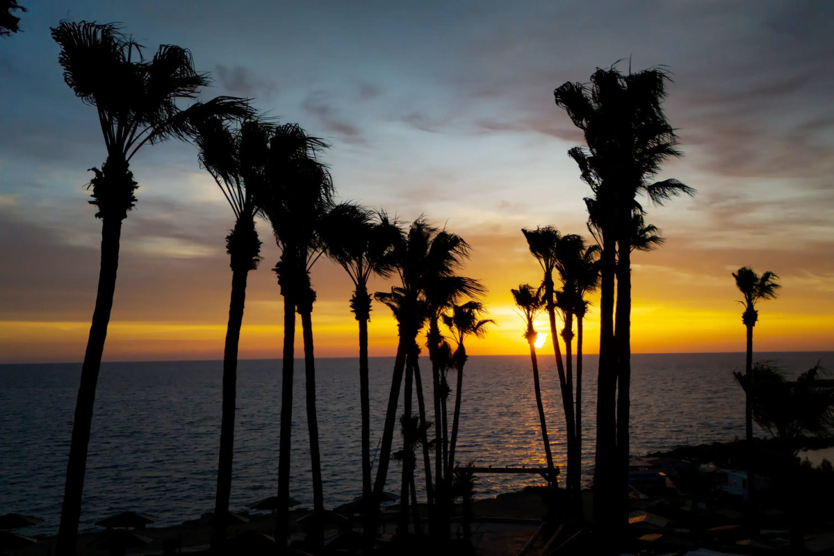 Отель Cavo Maris Beach