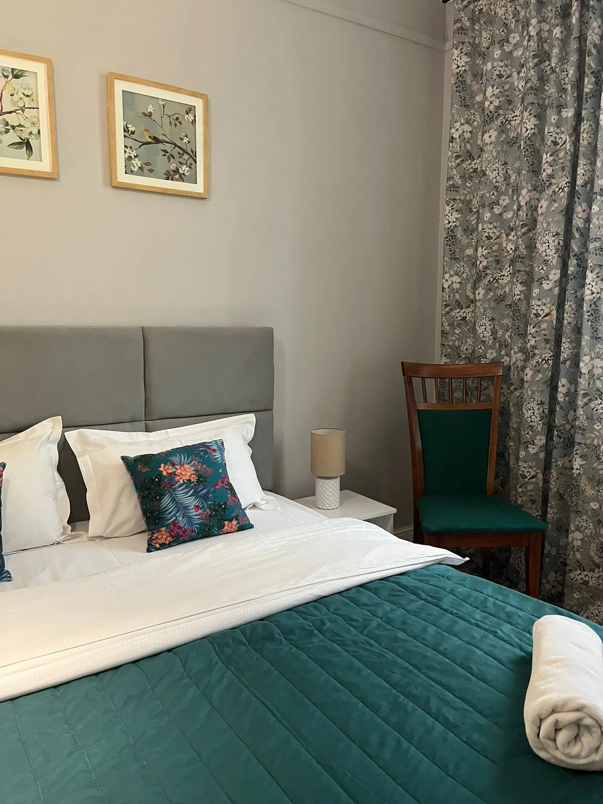 Квартира M.O.O.N APARTMENTS  Толе би Тулебаева кв 8 Центр