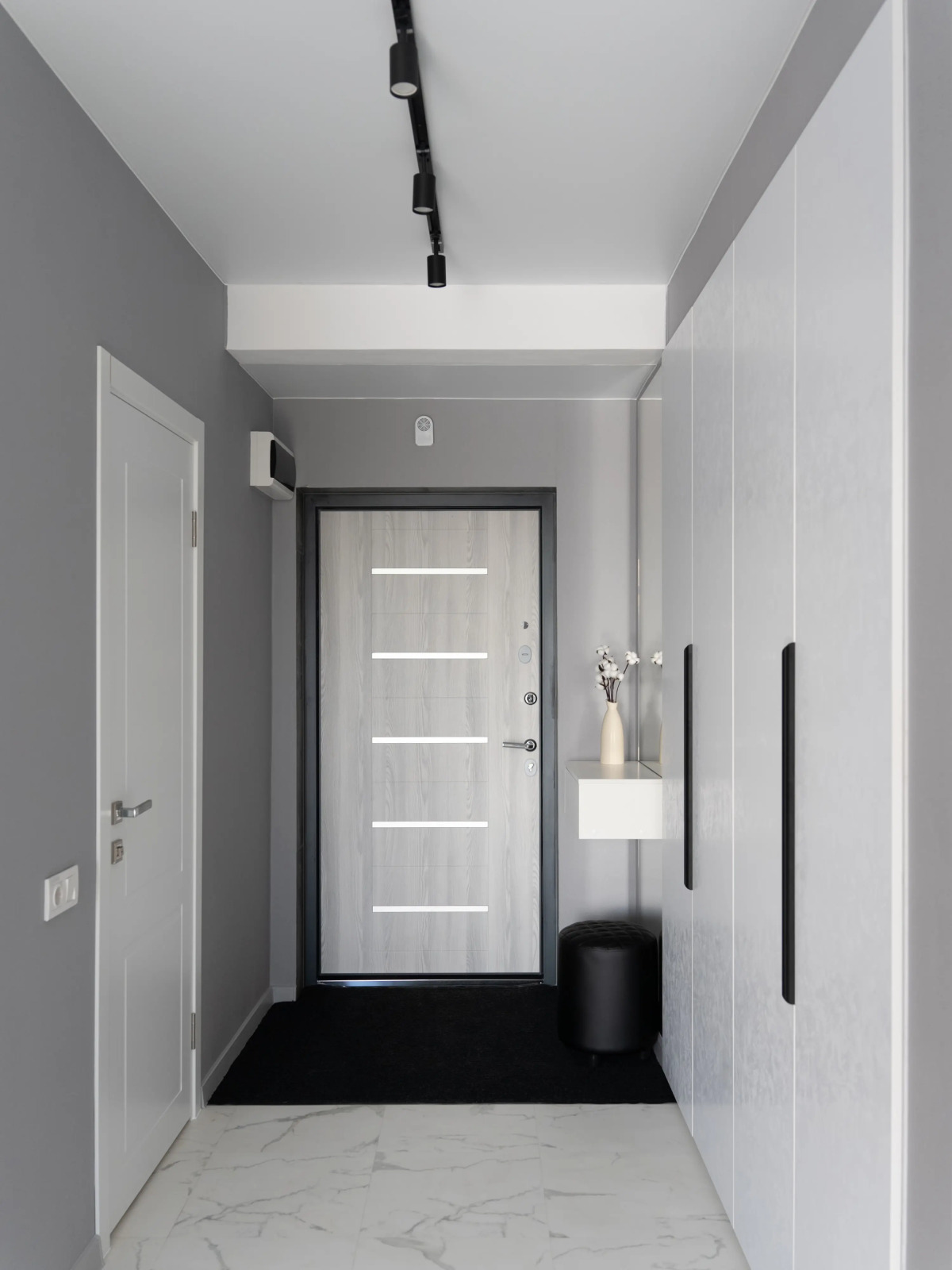 Апартаменты Studio Monochrome