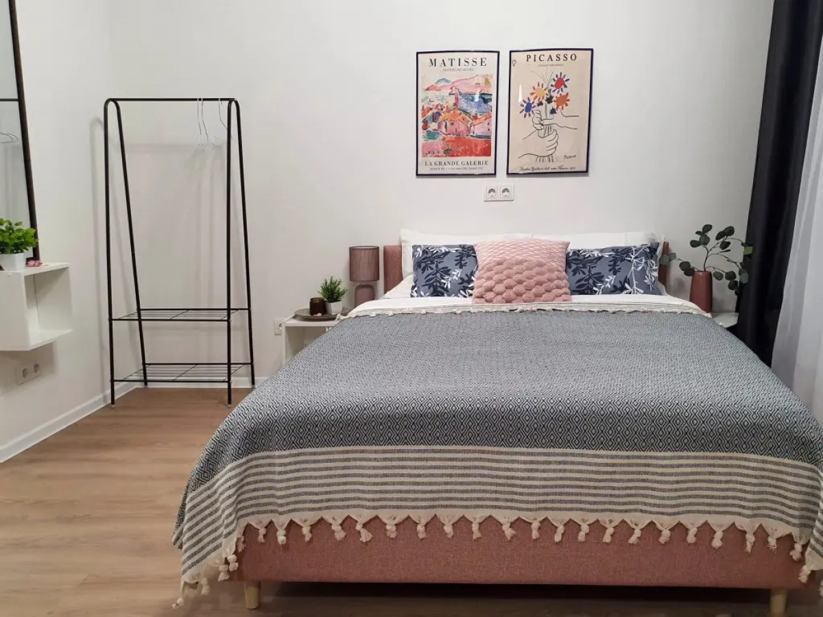 Апартаменты RemiAparts ЖК Самолет 2