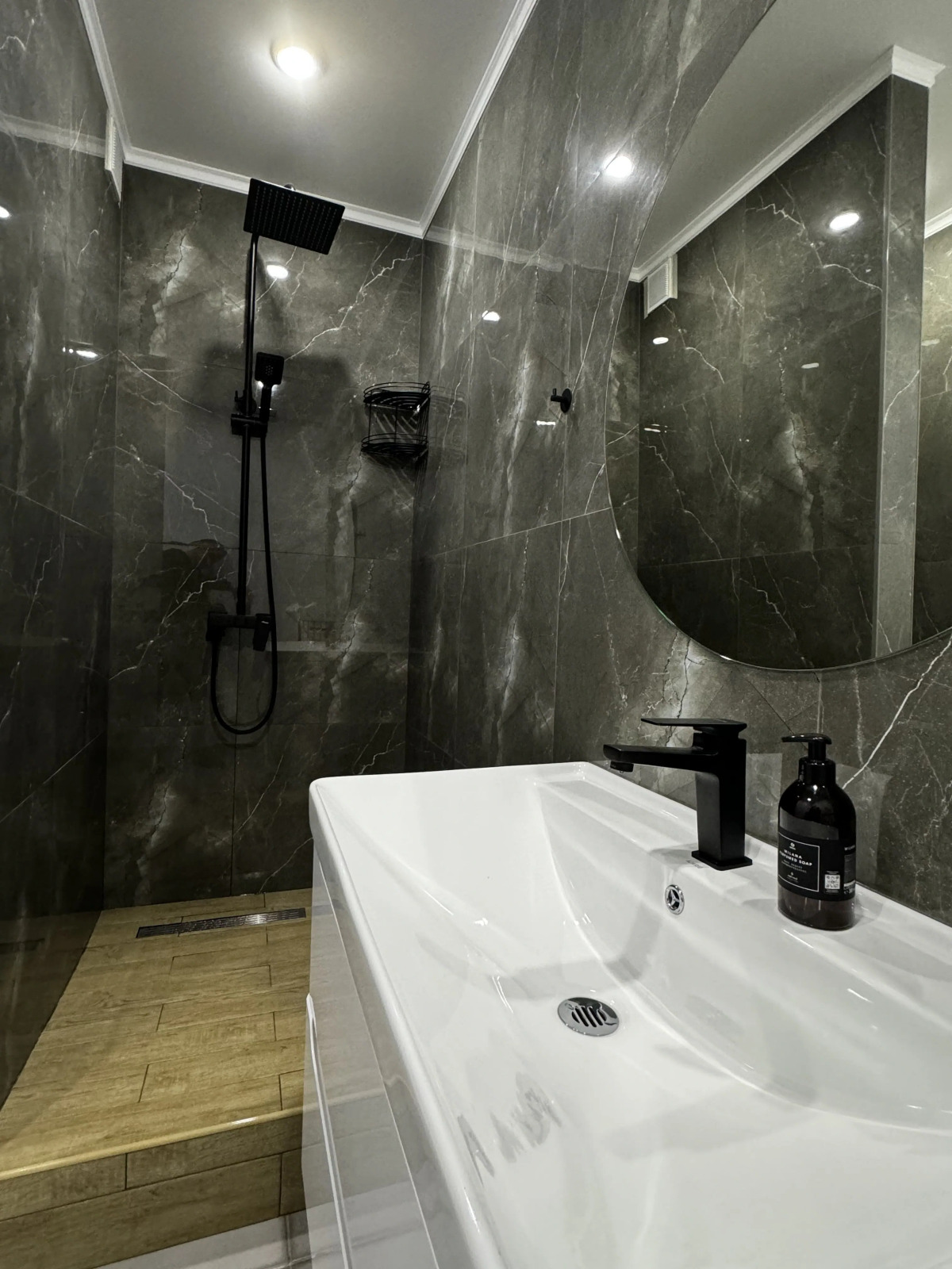 Апартаменты на Доватора 1