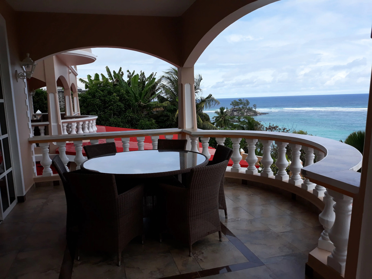 Апартаменты Au Fond De Mer View