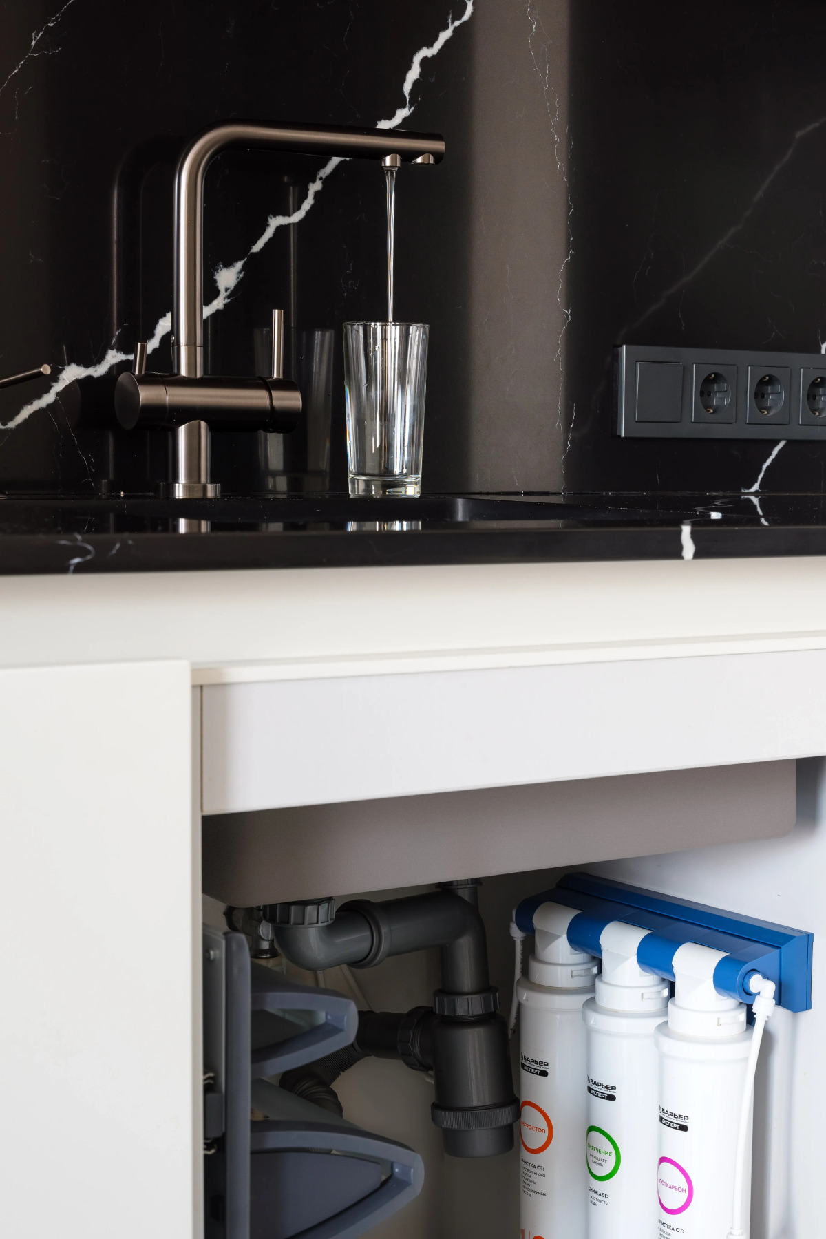 Апартаменты LordlyUp с караоке на  74 этаже