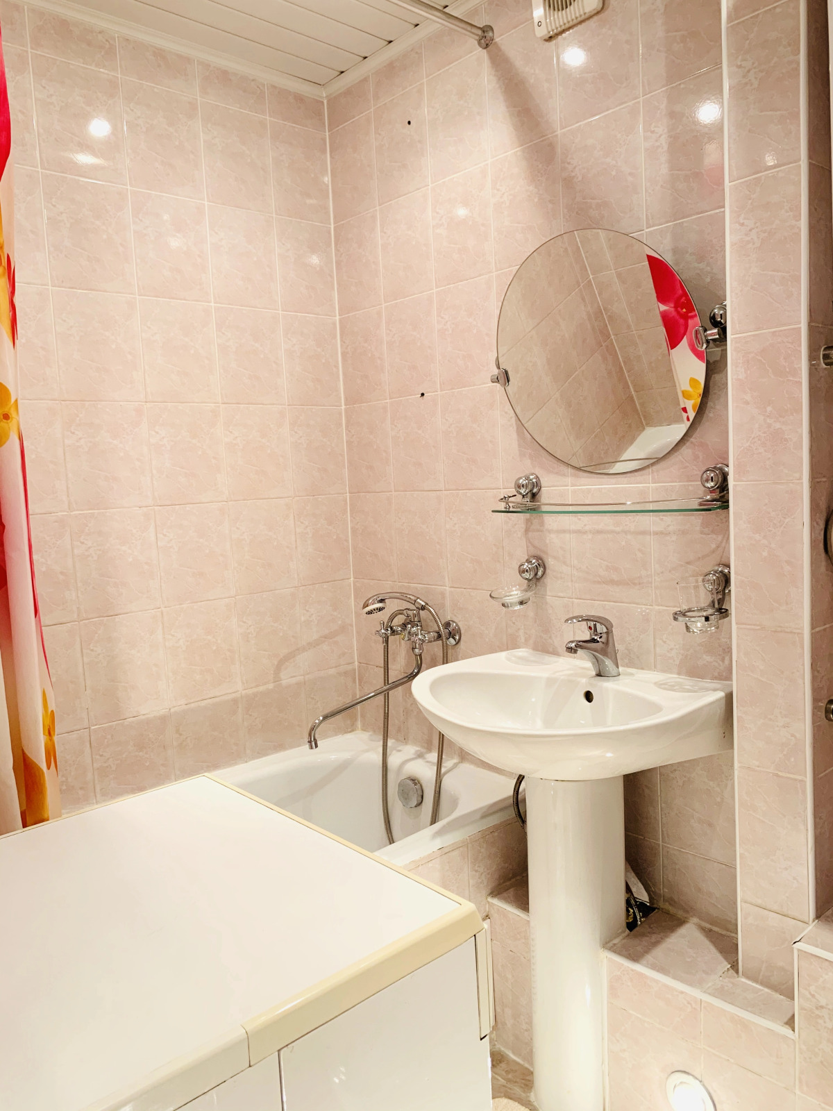 Апартаменты Уютные с двумя изолированными комнатами