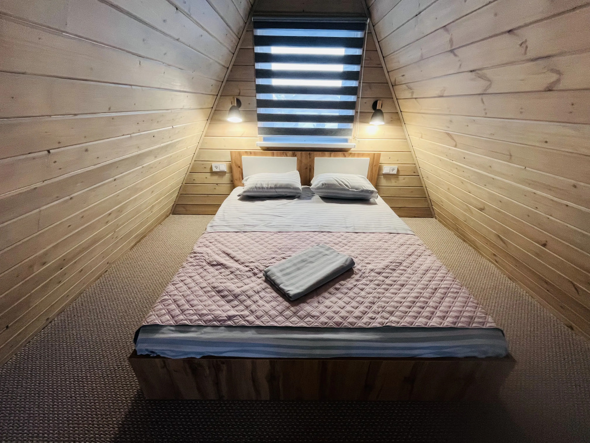 Шале LakeSide Coral