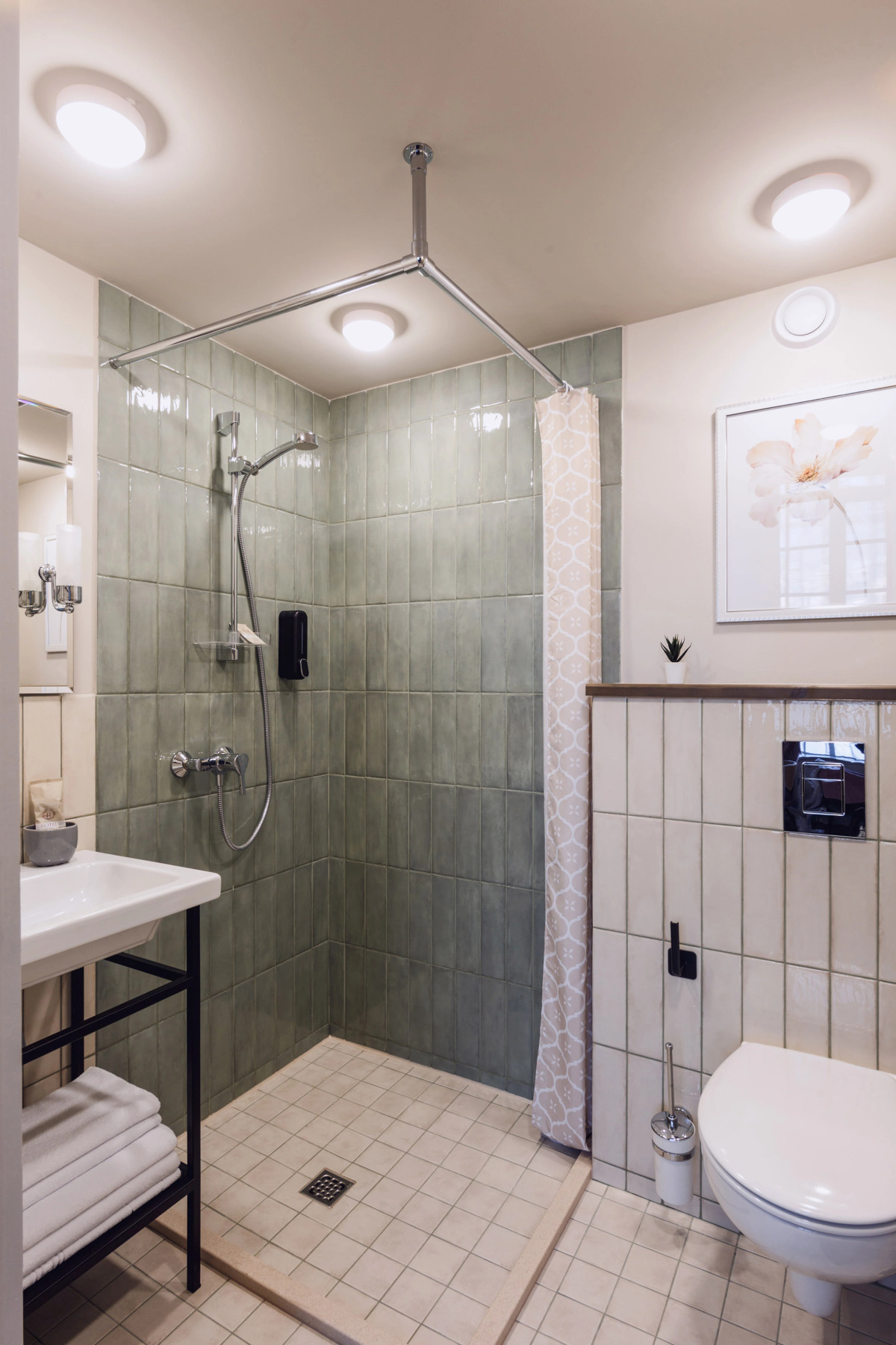 Апартаменты HomeHotel 6