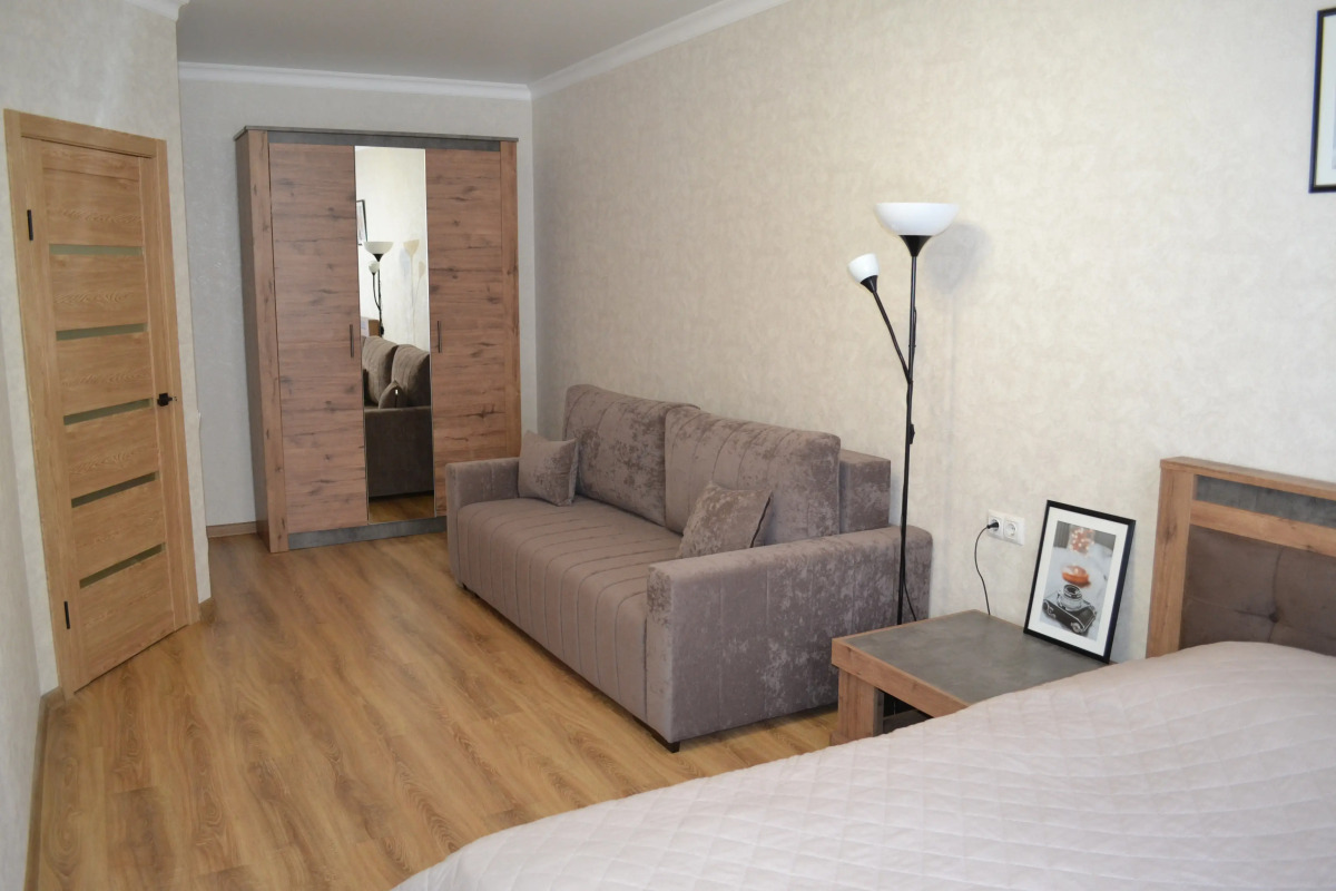 Апартаменты Квартира на Российском