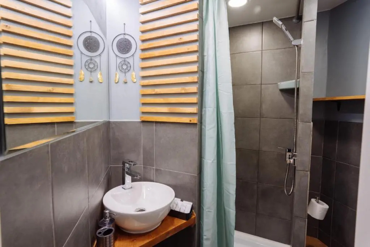 Апартаменты «9 ночей» в центре Петрозаводска, Шотмана 3 №1