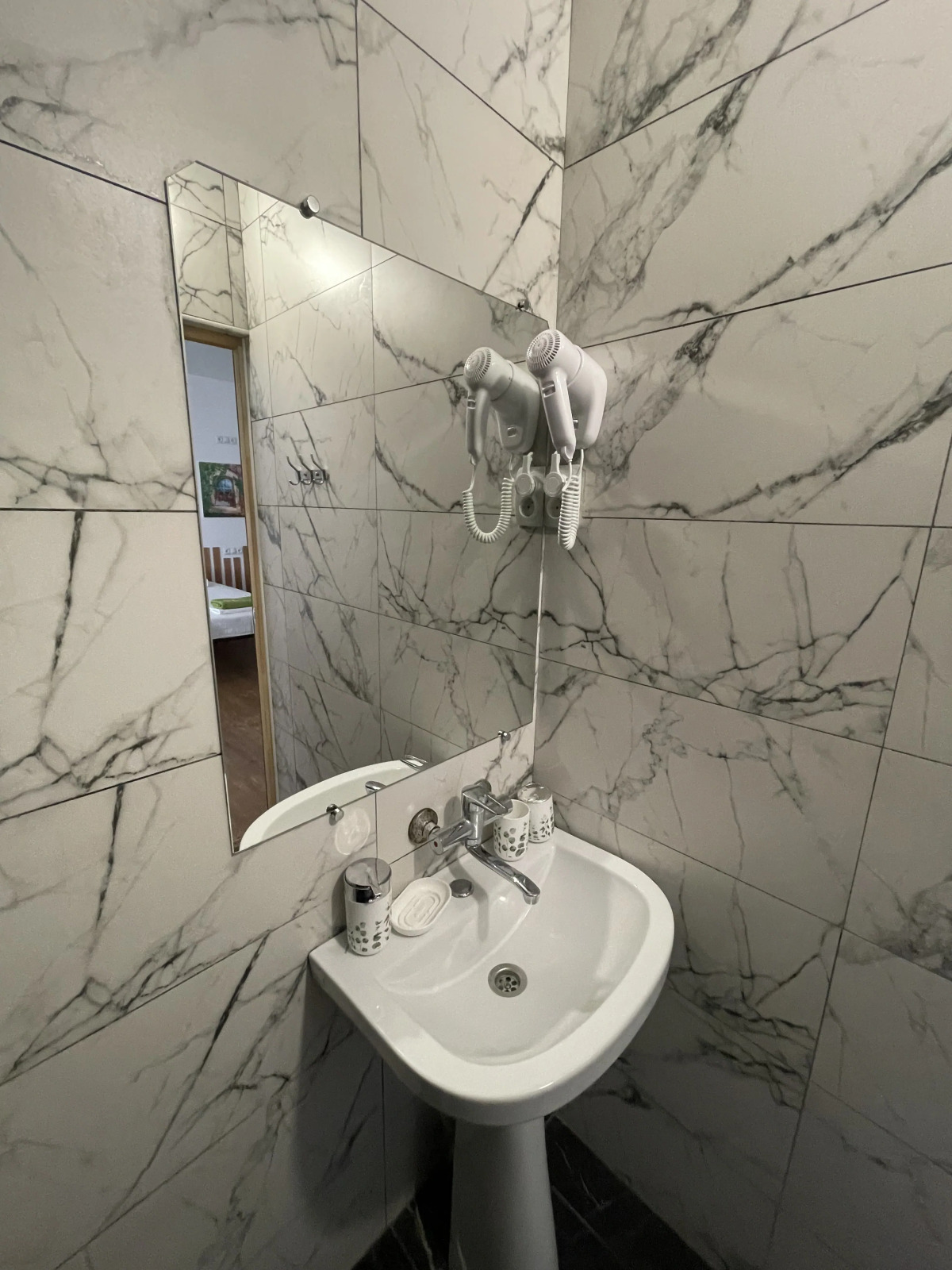 Мини-Отель Тополя