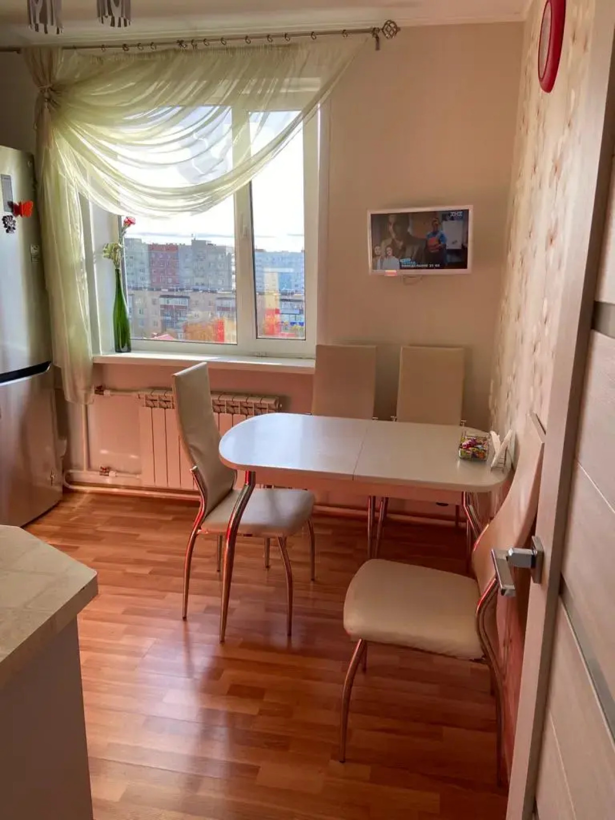 Апартаменты двухкомнатные Sempl на Нефтянников 50