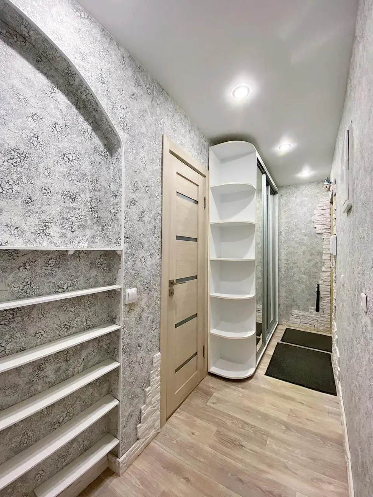 Квартира Двухкомнатная у Вечного огня