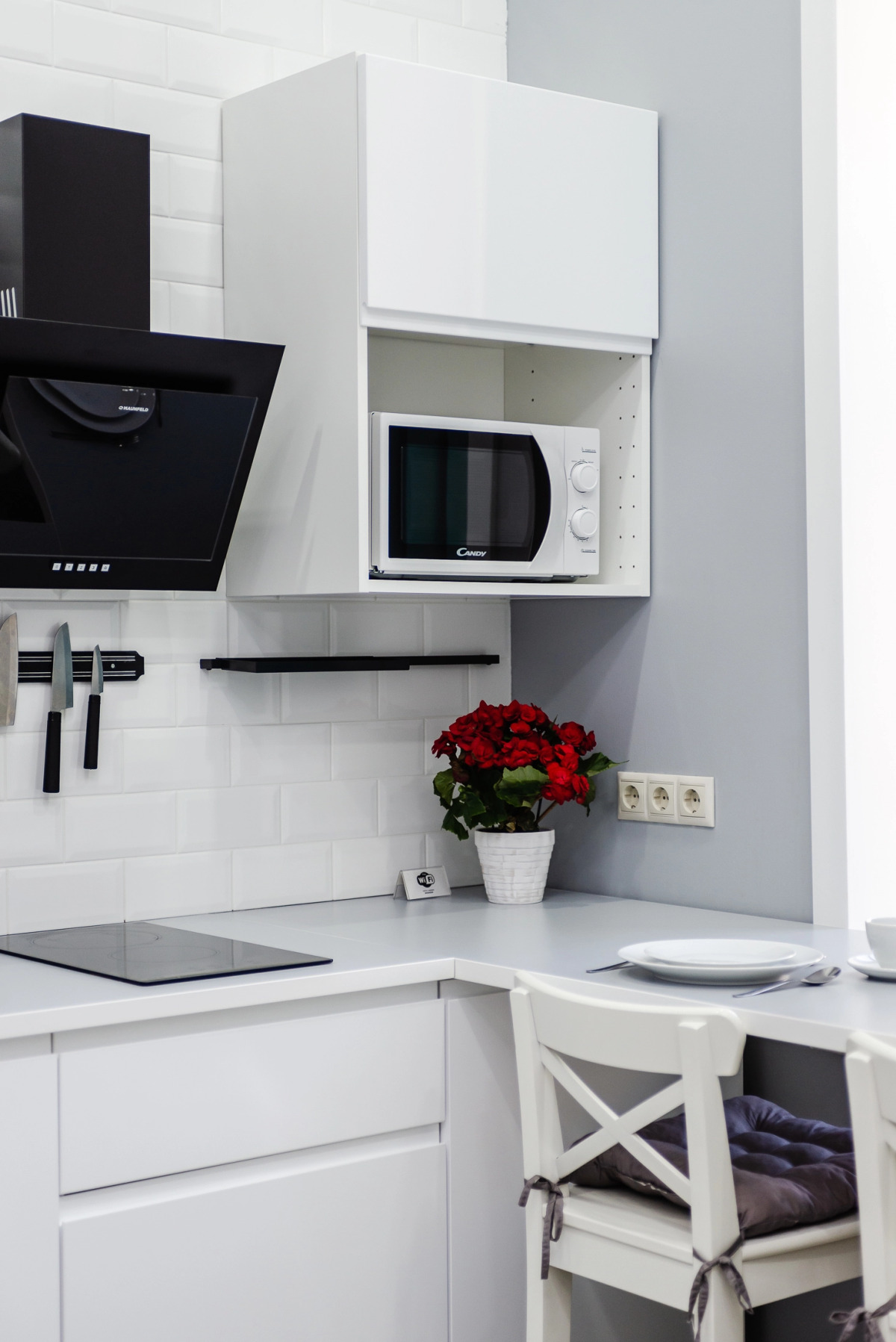 Narodnaya 14s1 (01) Apartments